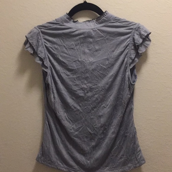 Beautiful NWOT blouse with rhinestone buttons. - Picture 7 of 8